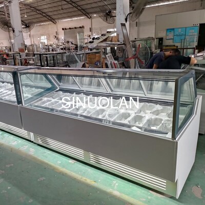 Luxury Gelato Ice Cream Refrigerator 24 Pan Display Air Cooling